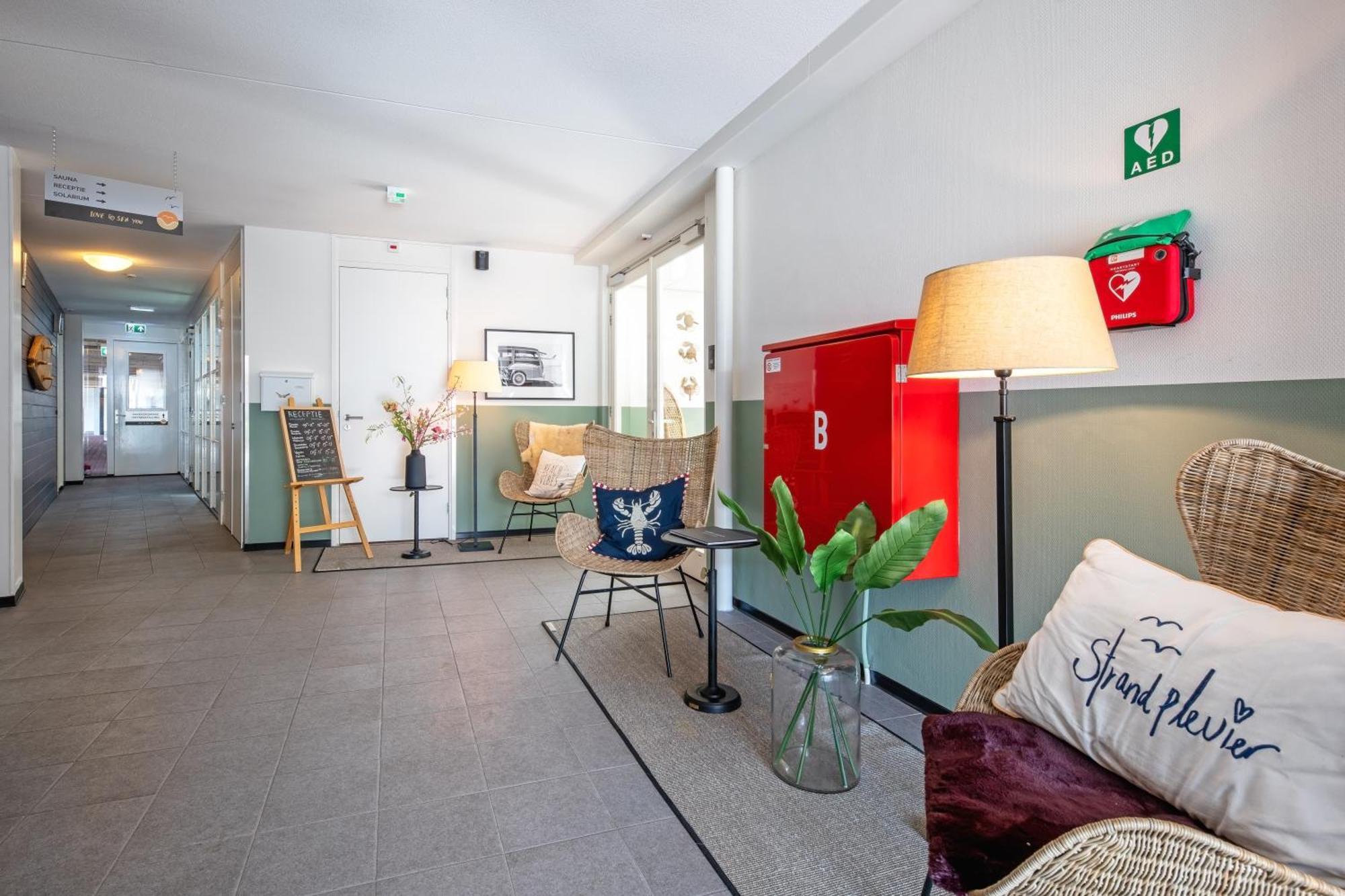 Strandplevier Suites De Koog  Exterior photo