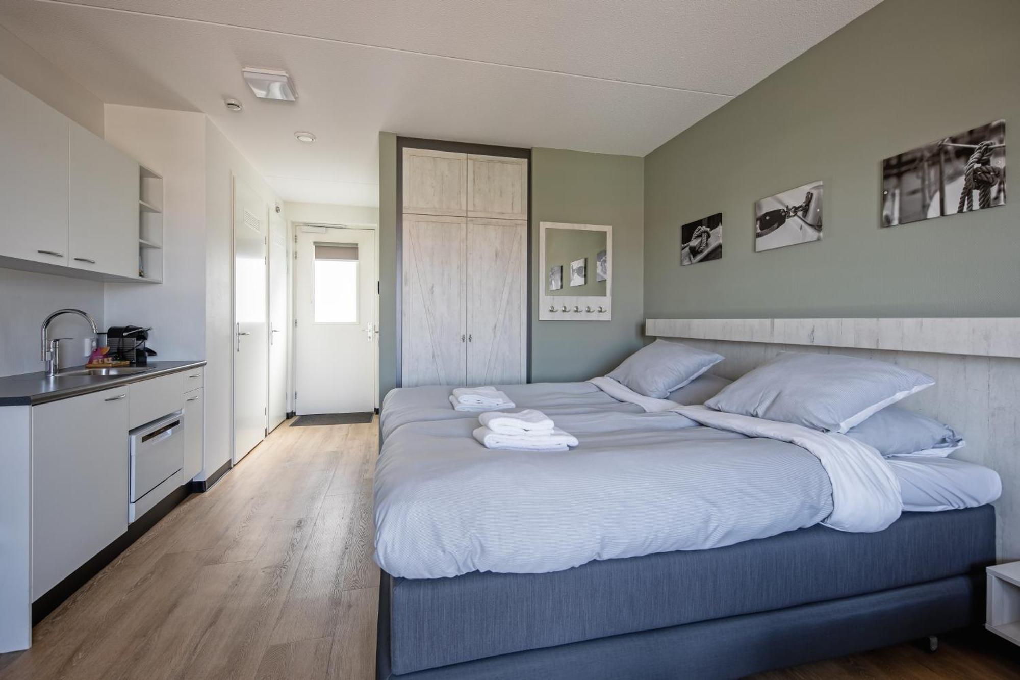 Strandplevier Suites De Koog  Exterior photo
